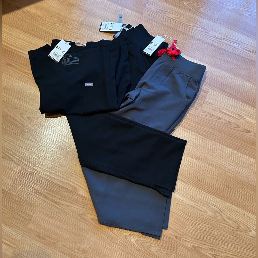Lot of Figs Scrubs. XSP
